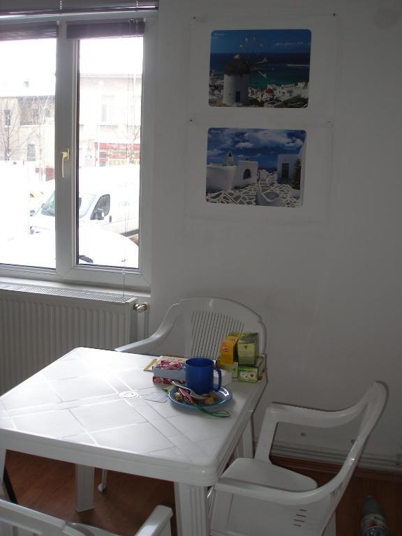 Kretan Hostel Bukares Ruang foto